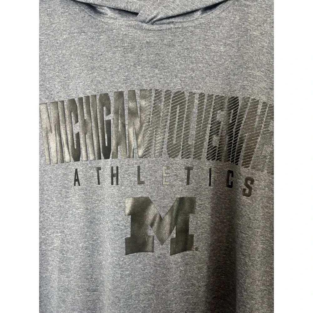 Russell University of Michigan Wolverines Running Shirt Hood Men's M Lightweight